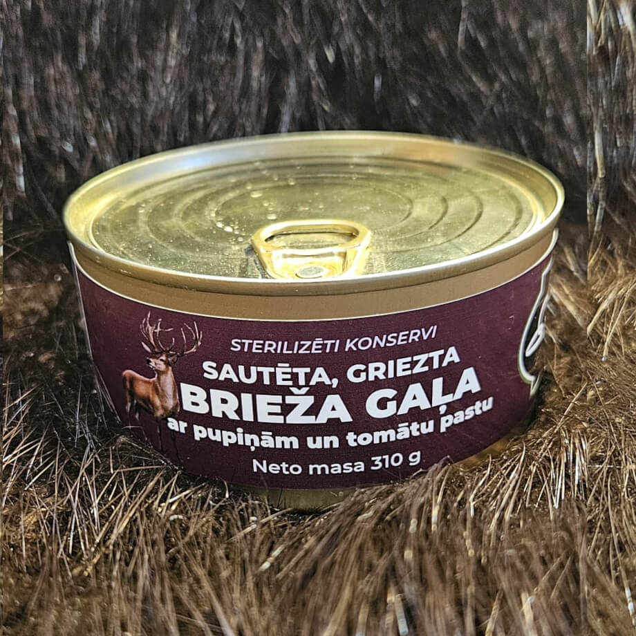 Sautēta griezta brieža gaļa ar pupiņām un tomātu pastu,<br>sautēta
