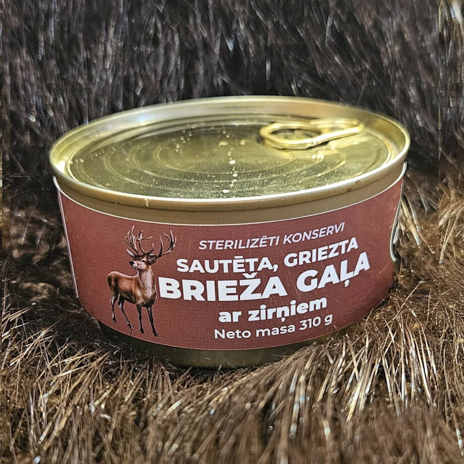 Sautēta griezta brieža gaļa ar zirņiem